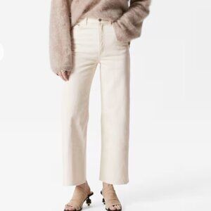 Cropped Wide-Leg Jeans